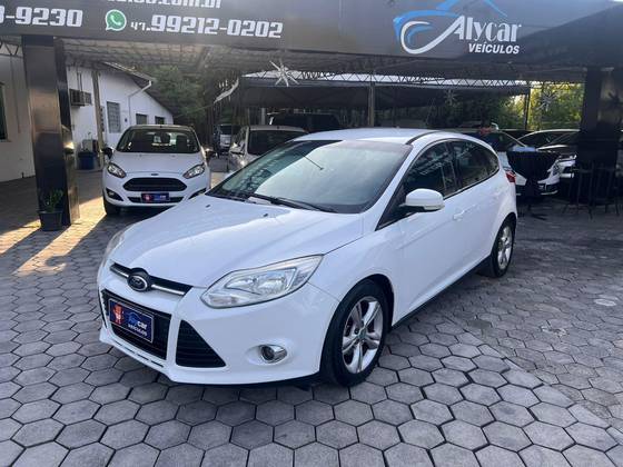 FORD FOCUS 1.6 SE 16V FLEX 4P MANUAL